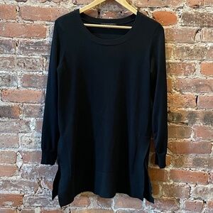 Cyrus Women's Sweater Side Slit Tunic - Black - M